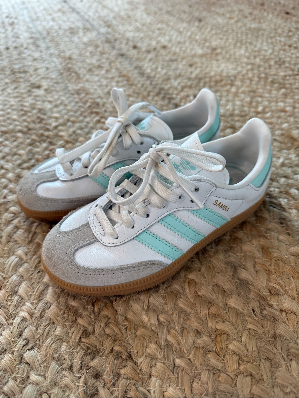 Adidas Kids Samba sneakers in White and Mint